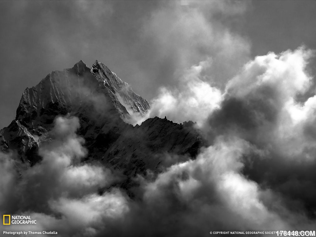 everest-clouds-lw.jpg